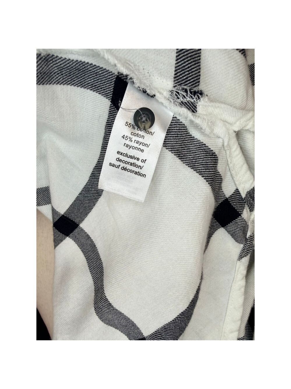 Maurices, black and white check shirt, long sleeve button up collar pocket sz 1 - Picture 8 of 11